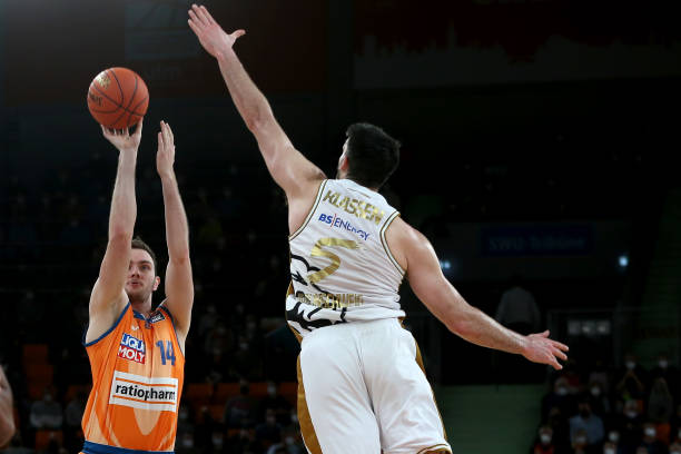 在关键时刻 在关键时刻