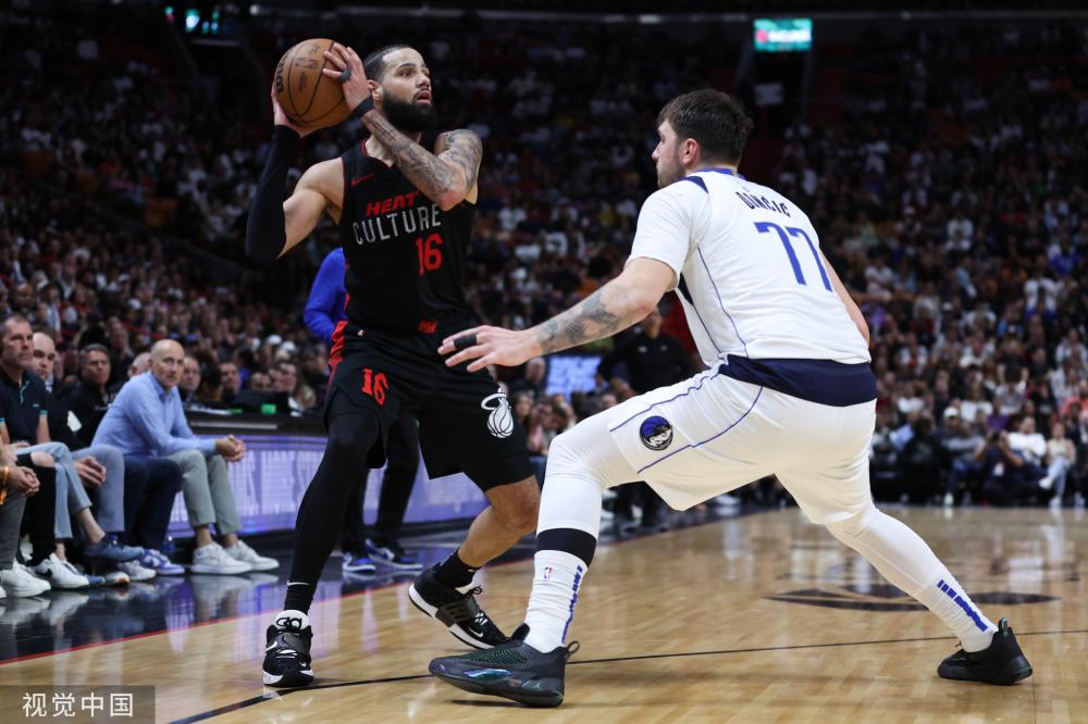 力和年轻球 力和年轻球